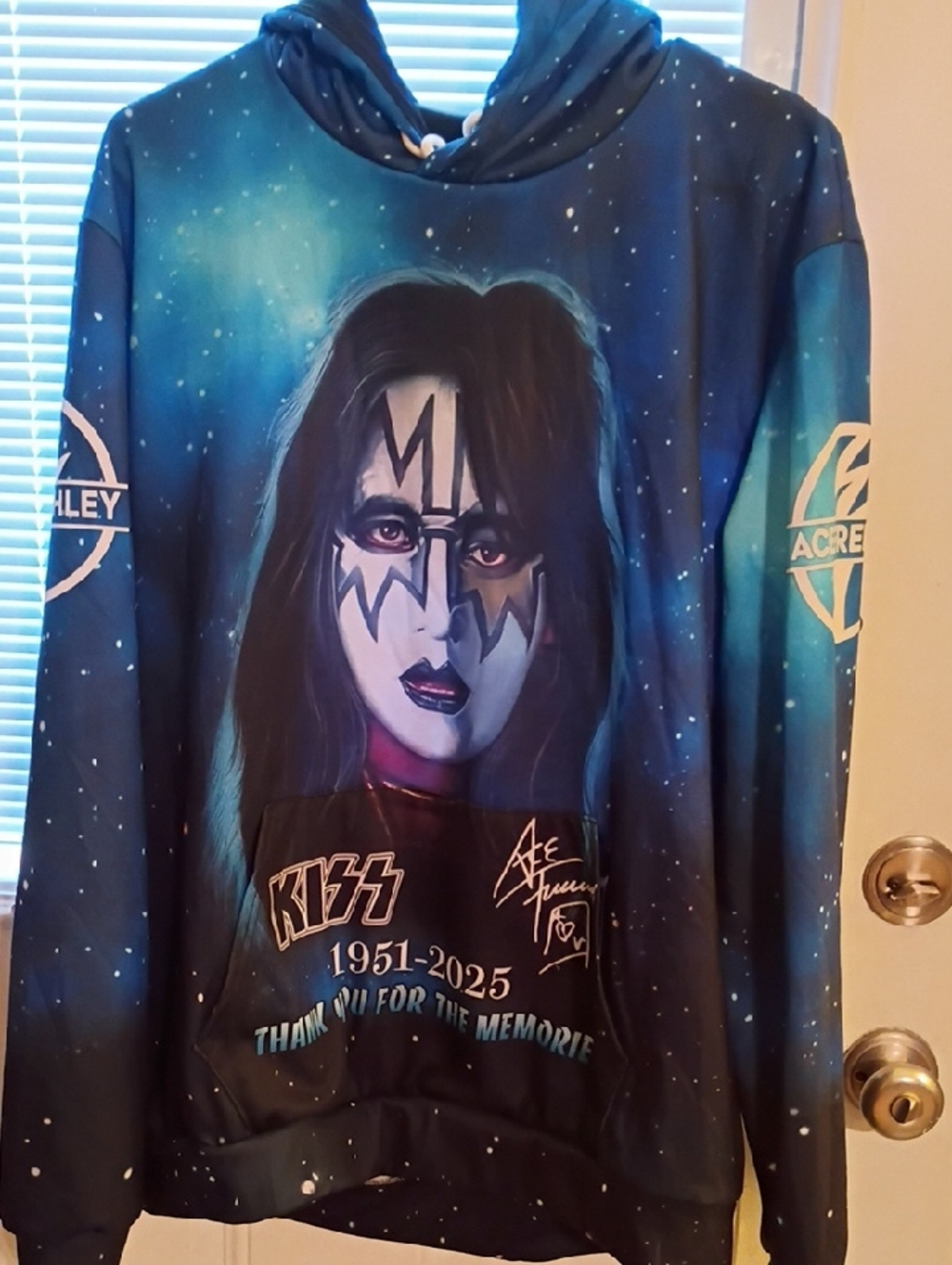 KISS Blue Gradient Pullover Hoodie with Iconic Face Graphic